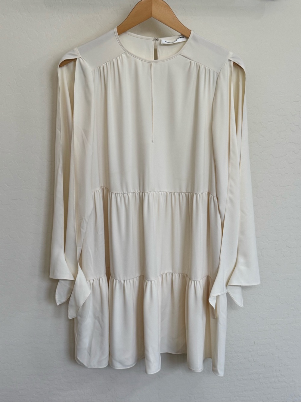 Amanda Uprichard Cream Tiered Split Sleeve Flowy Mini Dress Size M